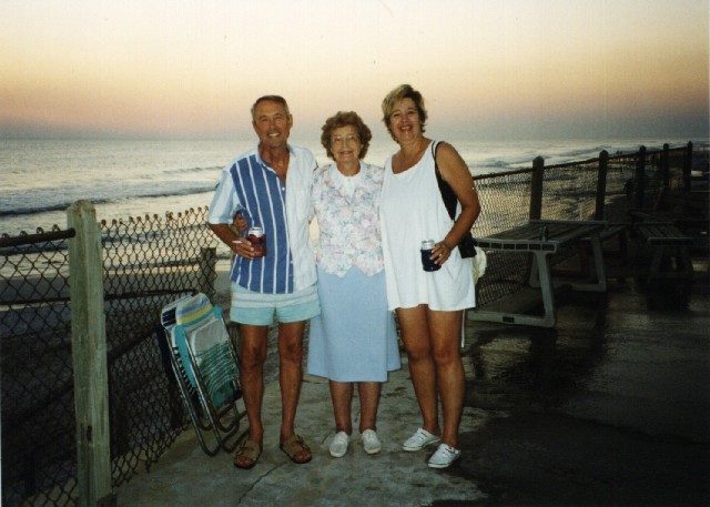 Larry,Marsha & Mom in Florida